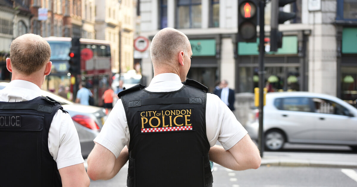 ロンドン市警察、バイナリーオプション詐欺に関し強制捜査を実施